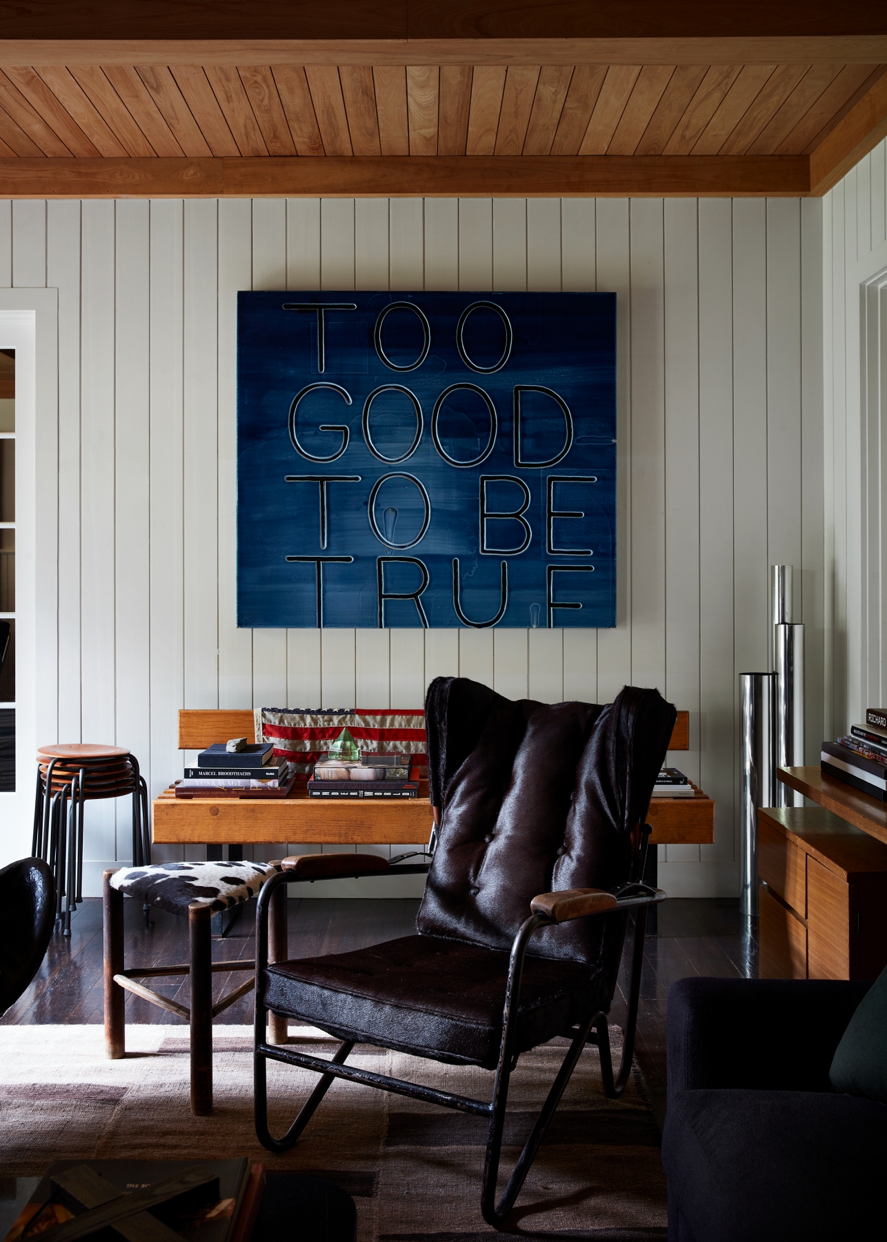 Perfecto chair by Pierre Guariche in Robert's Stilin apartment, Image by Stephen Kent Johnson